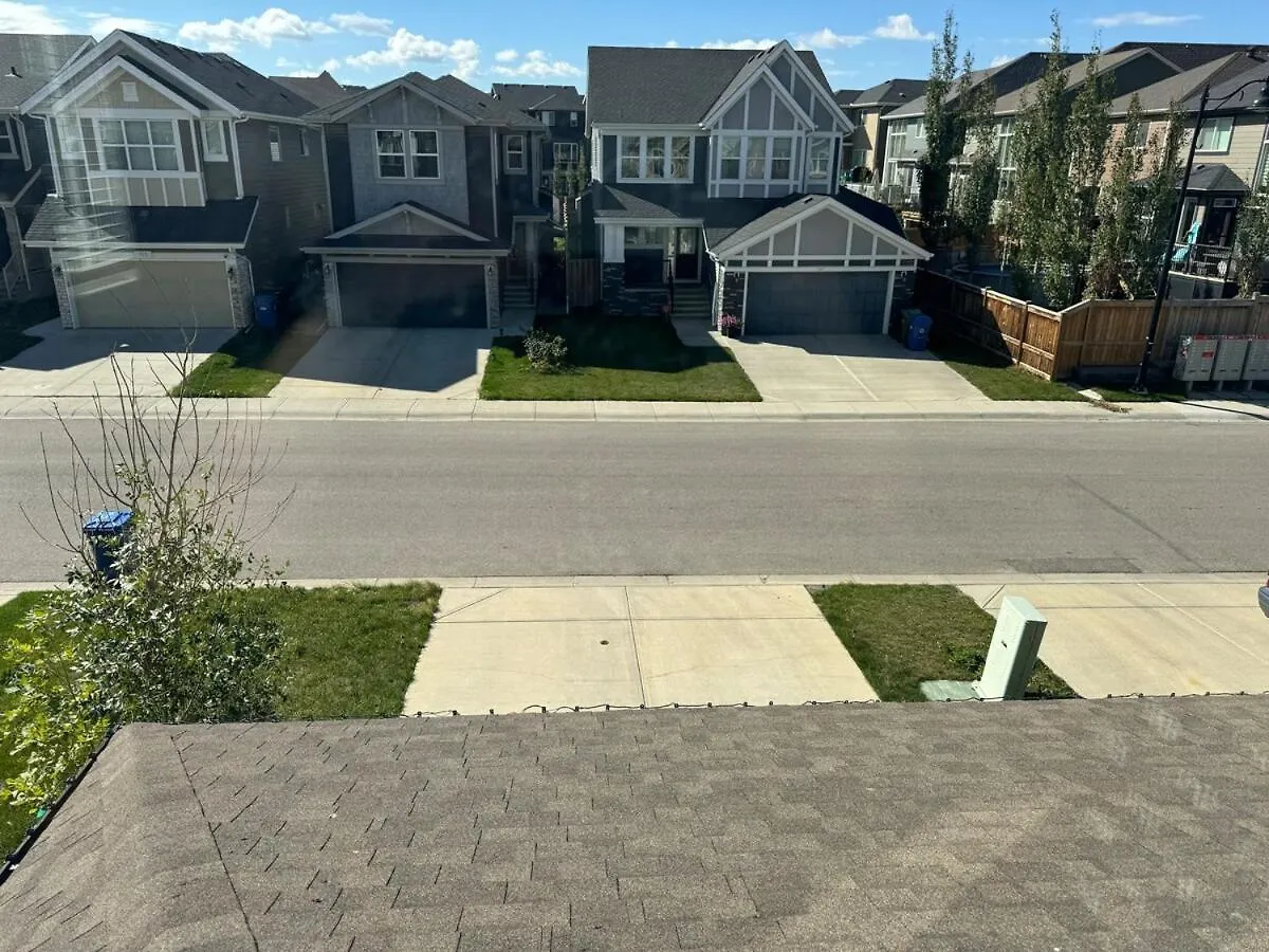Holiday home Exquisite Entire 4- Bed Rooms Vacation Home! Calgary